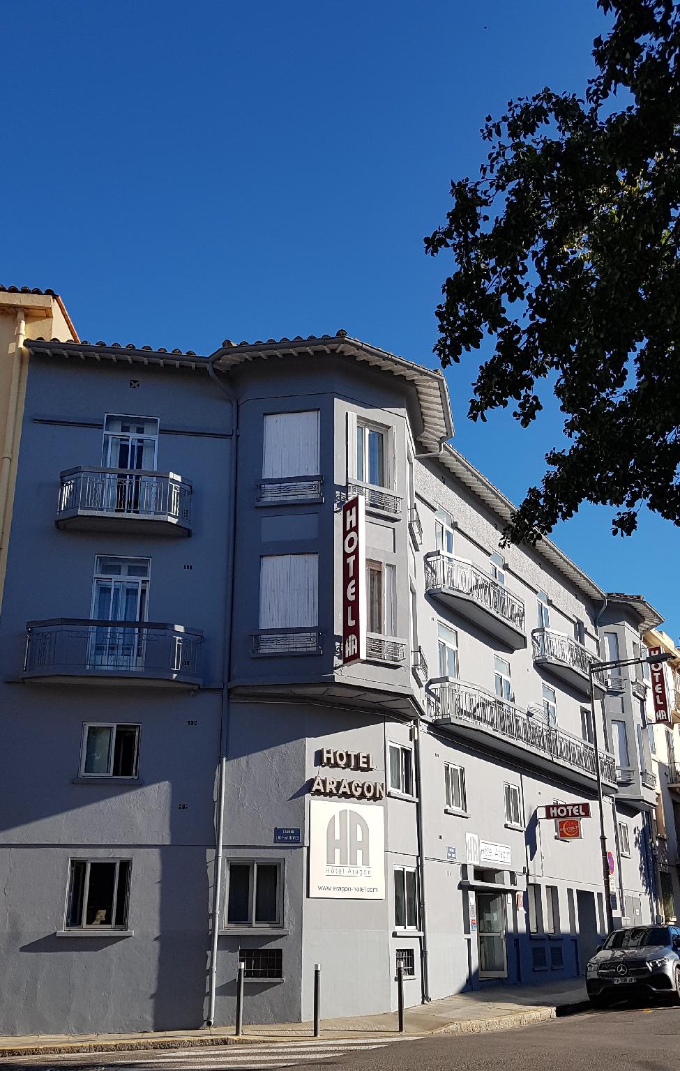 Ngoại cảnh khách sạn