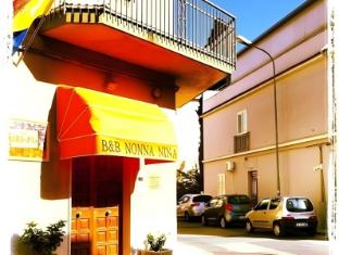 Ngoại cảnh khách sạn