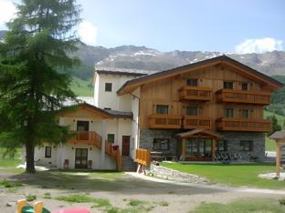 Ngoại cảnh khách sạn