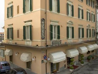 Ngoại cảnh khách sạn