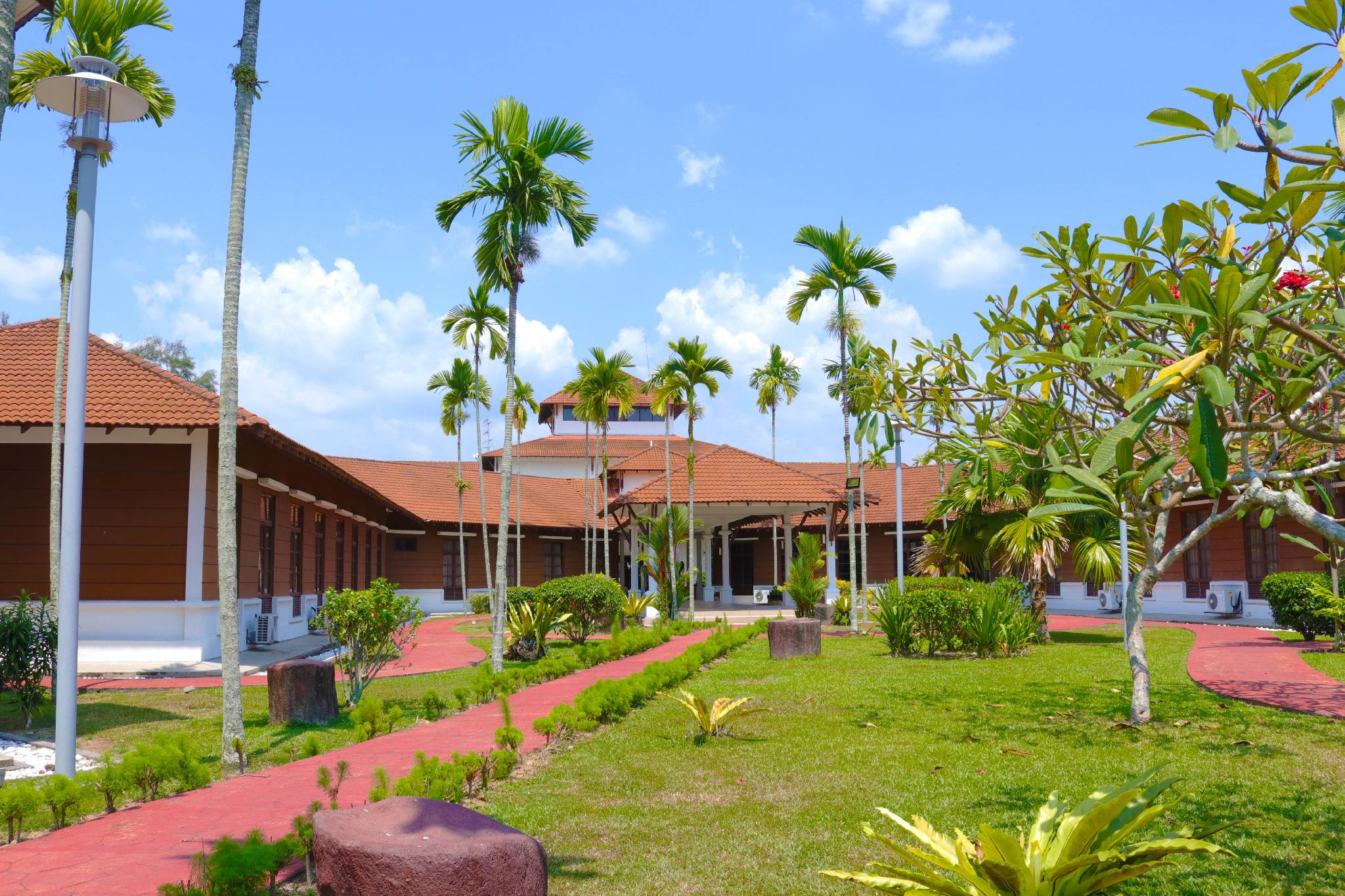 Ngoại cảnh khách sạn