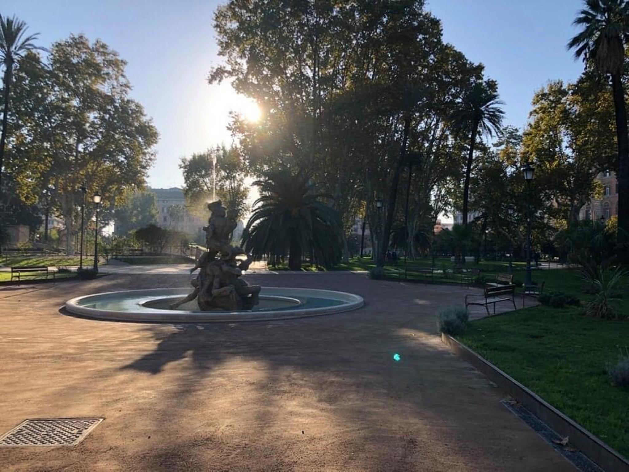 Khu vực xung quanh