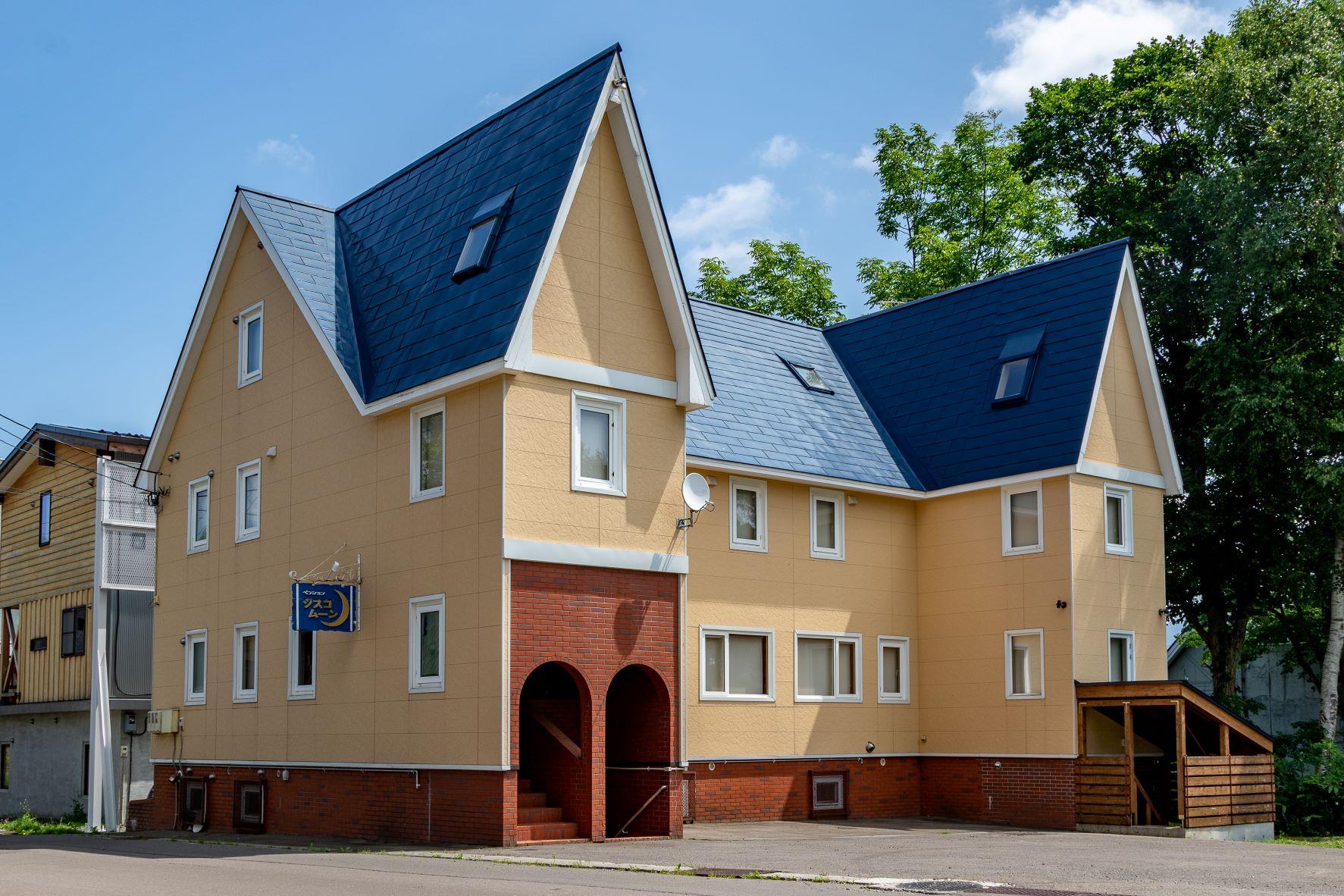 Ngoại cảnh khách sạn