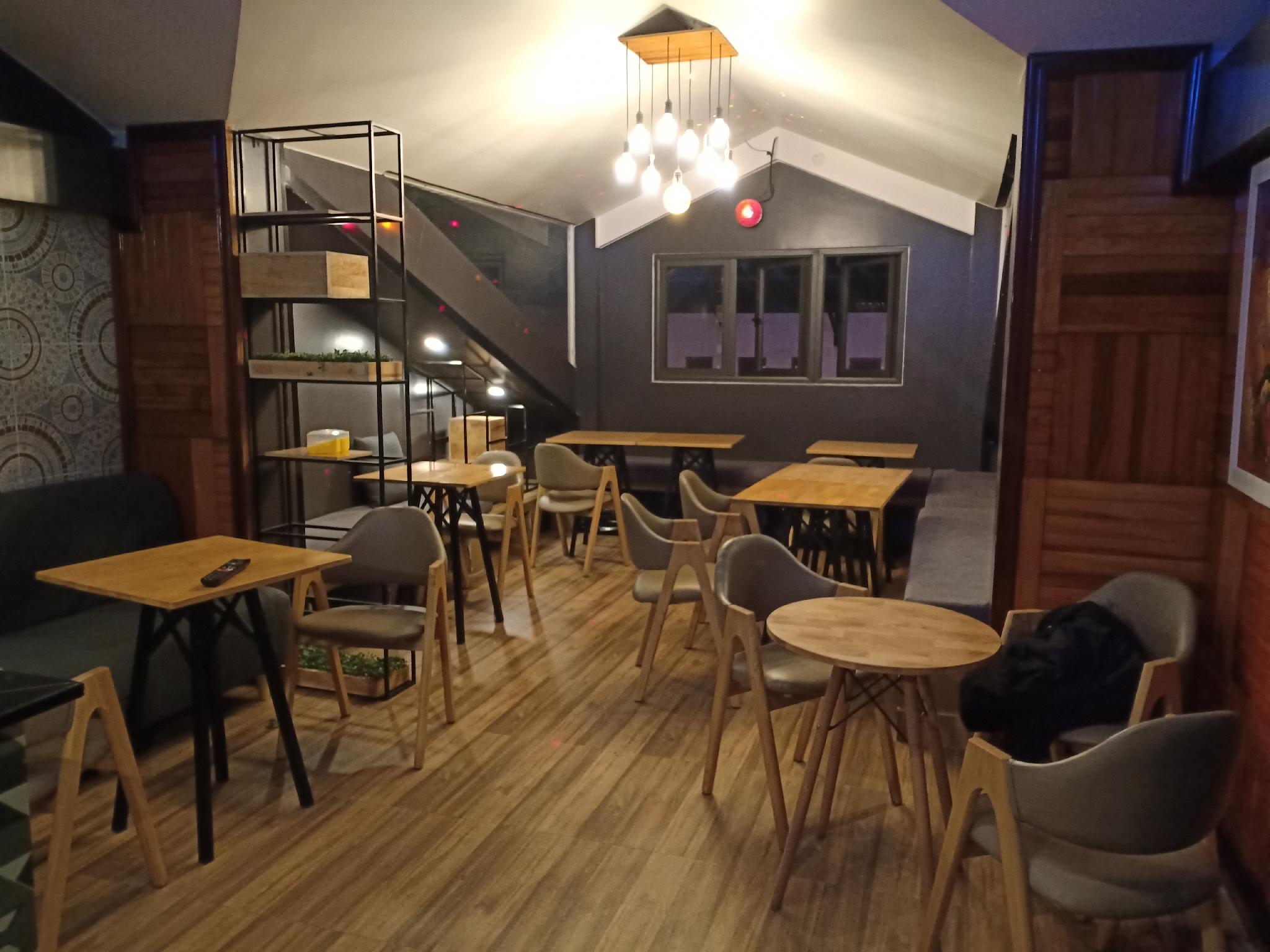 Ngoại cảnh khách sạn