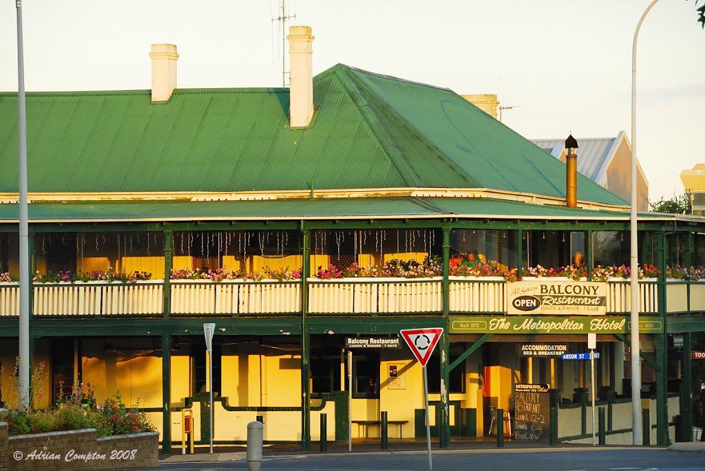 Ngoại cảnh khách sạn