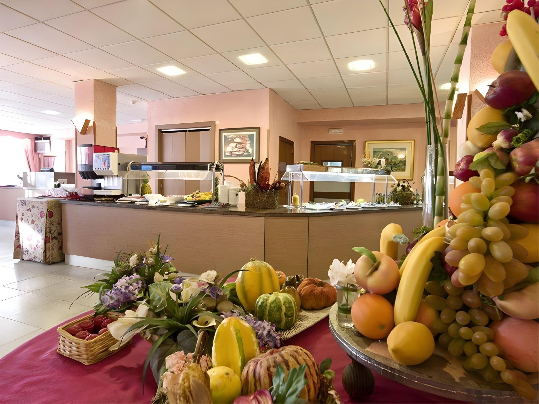 Đồ ăn và thức uống