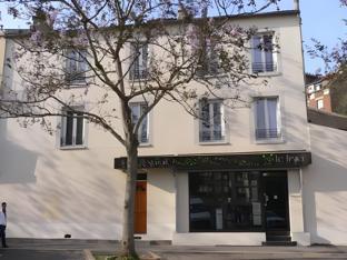 Ngoại cảnh khách sạn