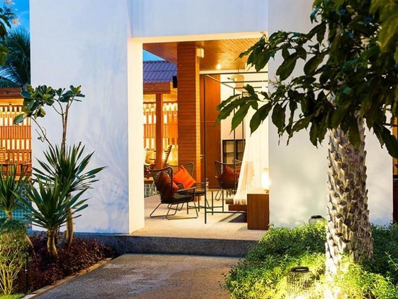 Ngoại cảnh khách sạn