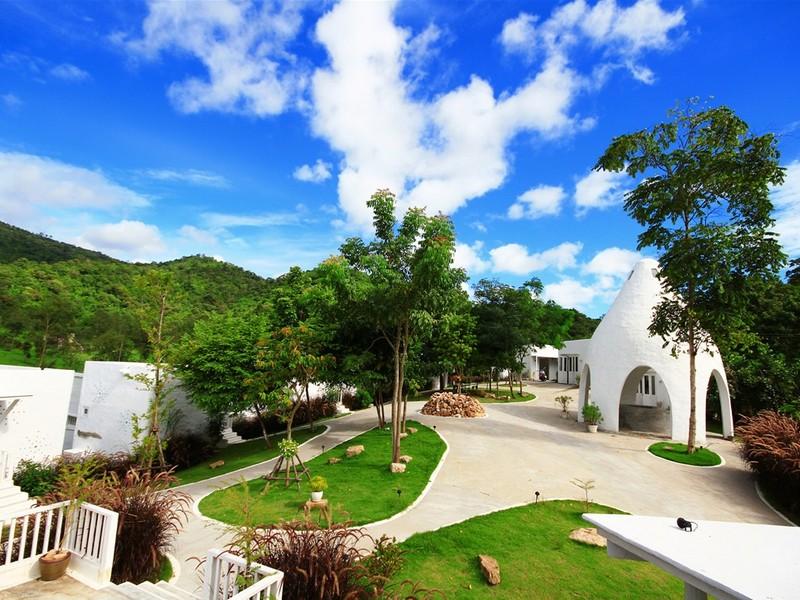 Ngoại cảnh khách sạn