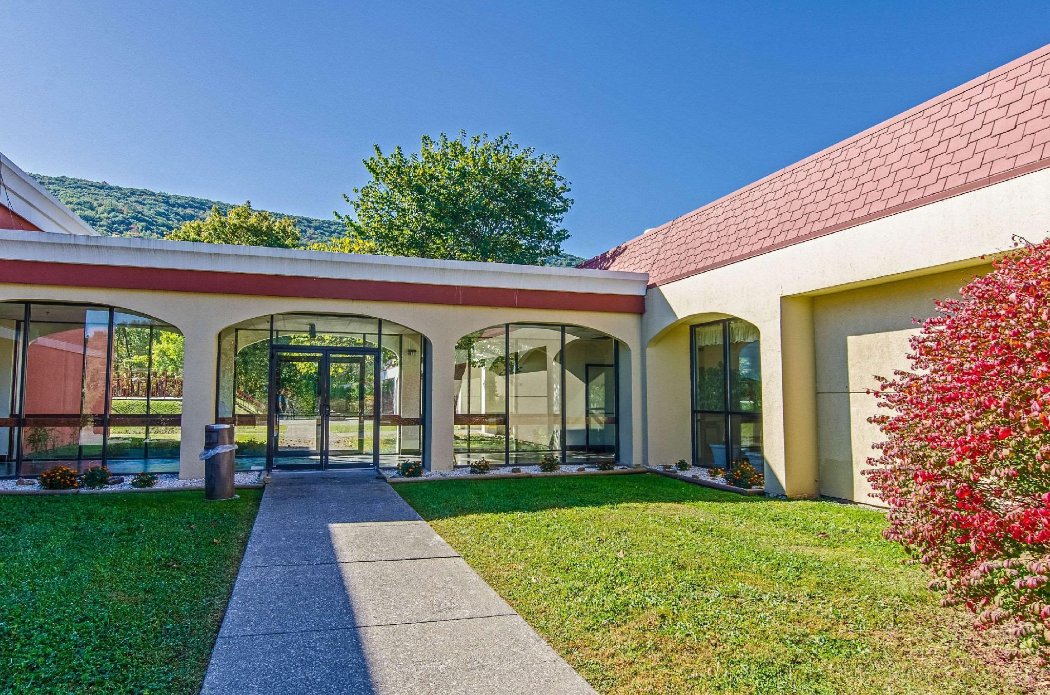 Ngoại cảnh khách sạn