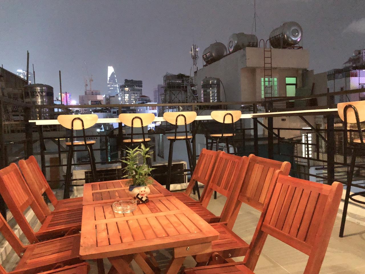 Ngoại cảnh khách sạn