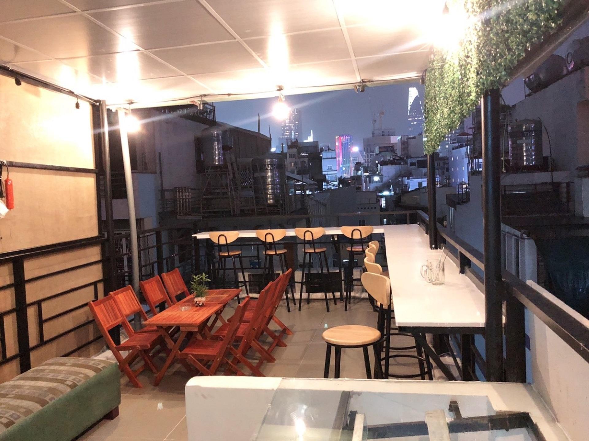 Ngoại cảnh khách sạn