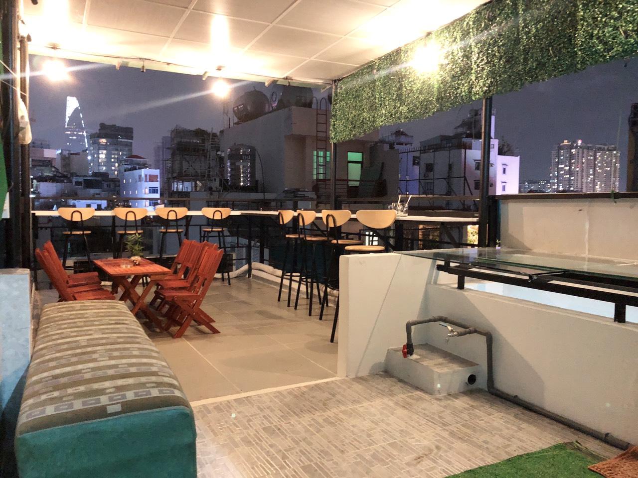 Ngoại cảnh khách sạn