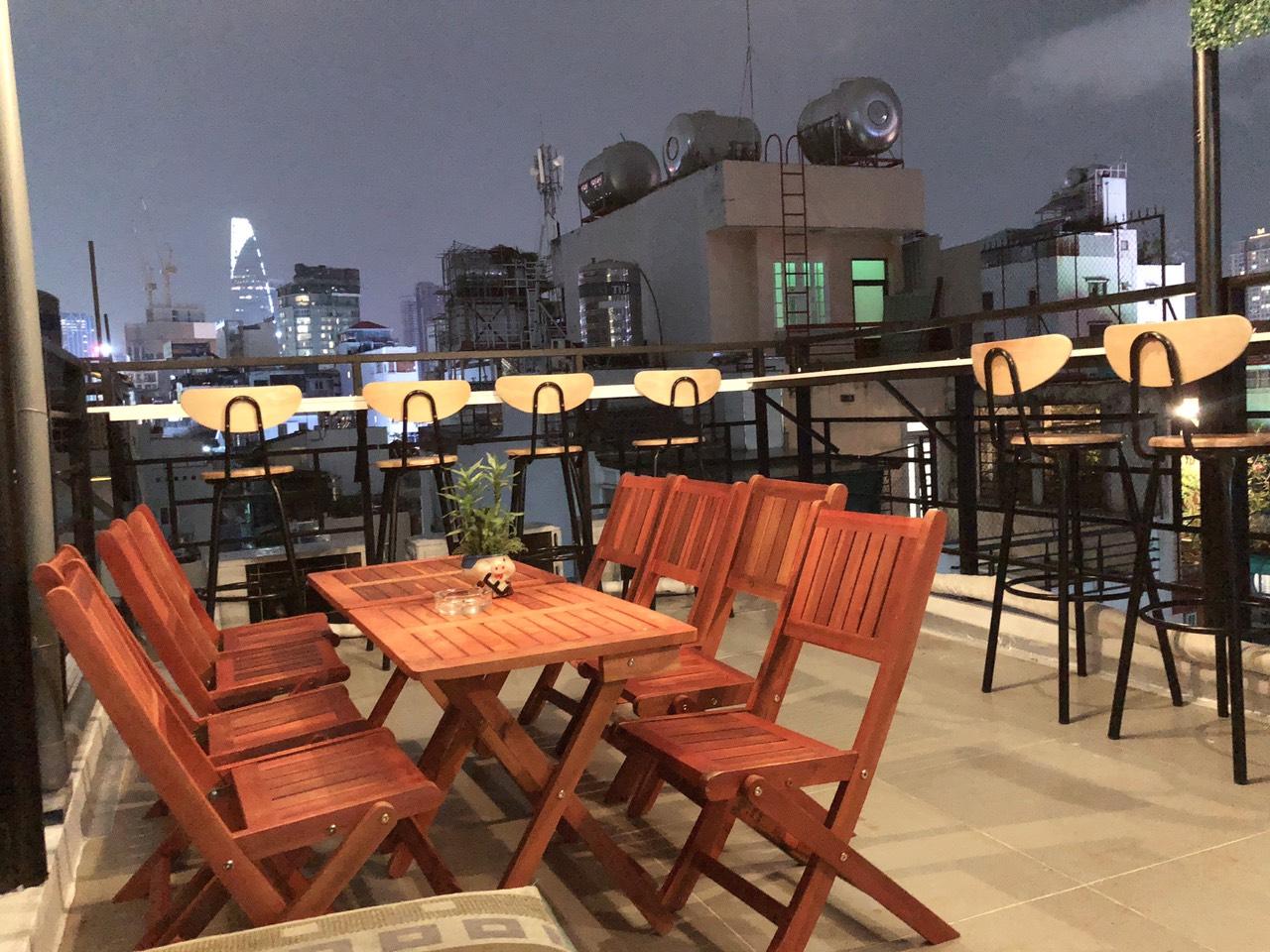 Ngoại cảnh khách sạn