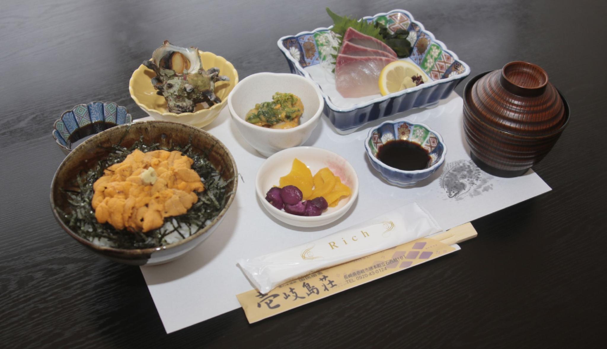 Đồ ăn và thức uống