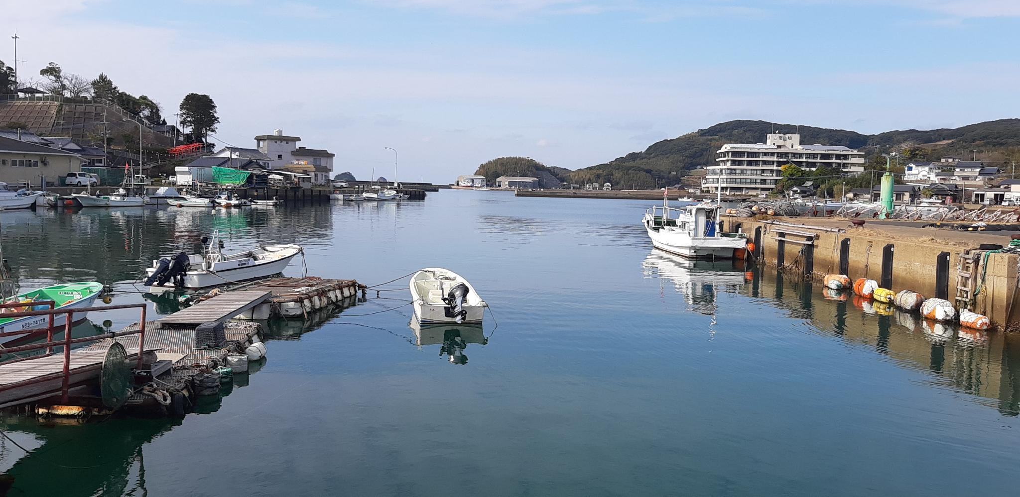 Khu vực xung quanh