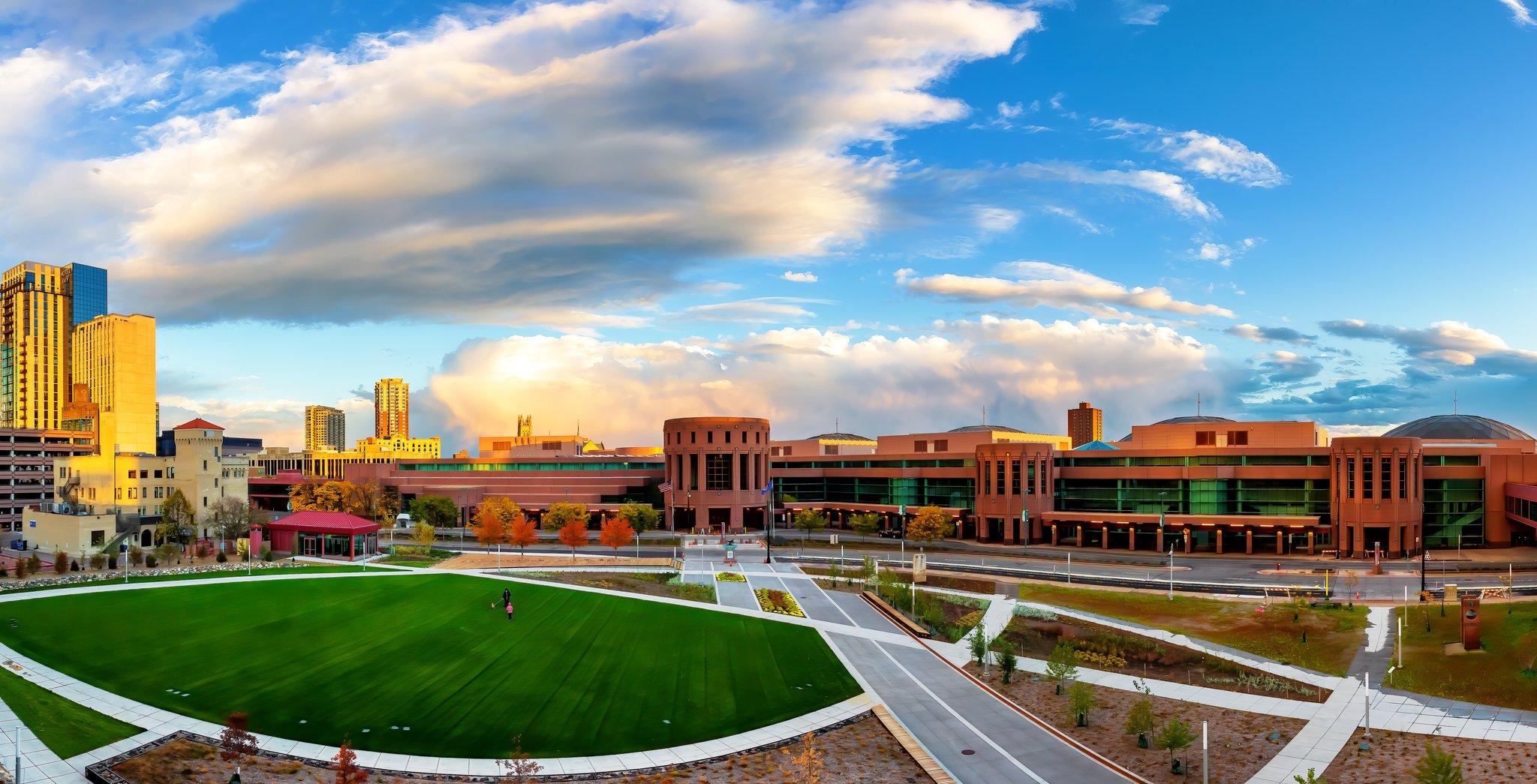 Nơi tham quan gần đây