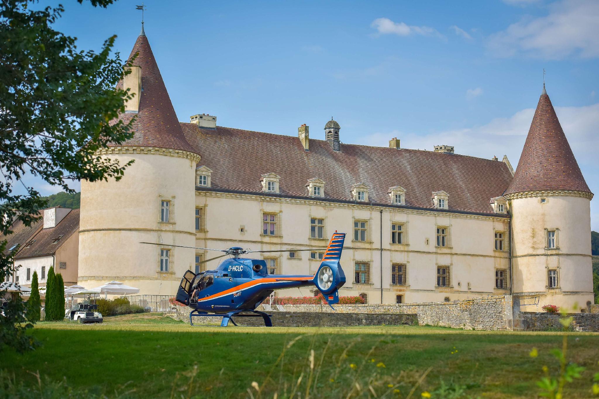 Ngoại cảnh khách sạn