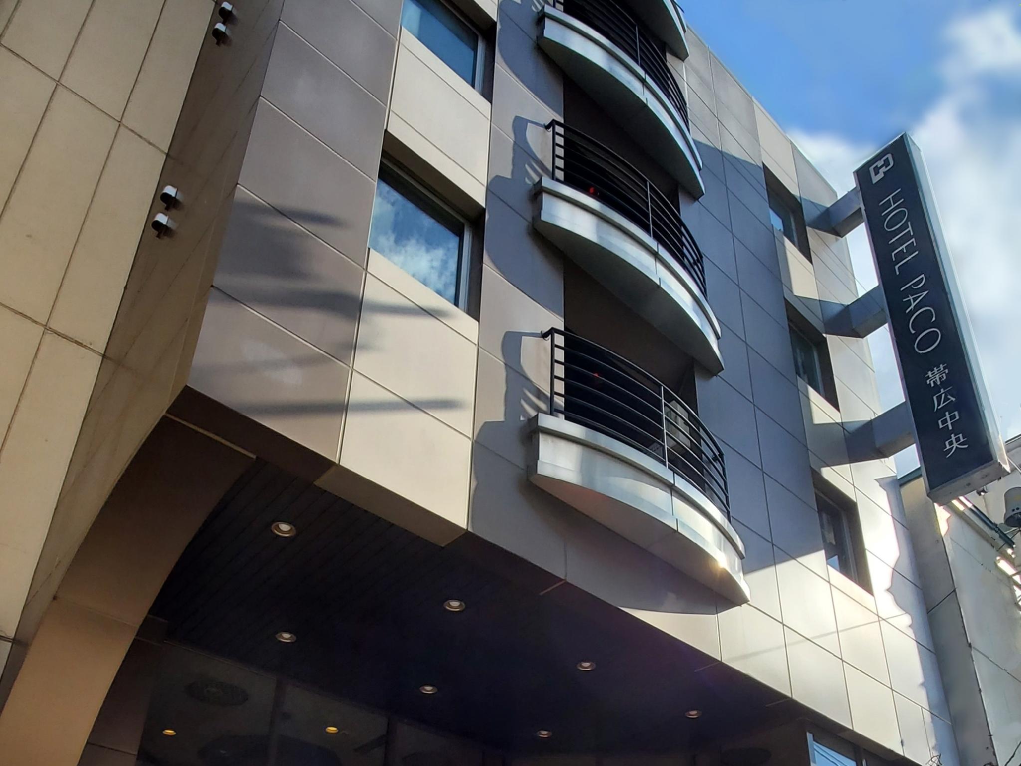 Ngoại cảnh khách sạn