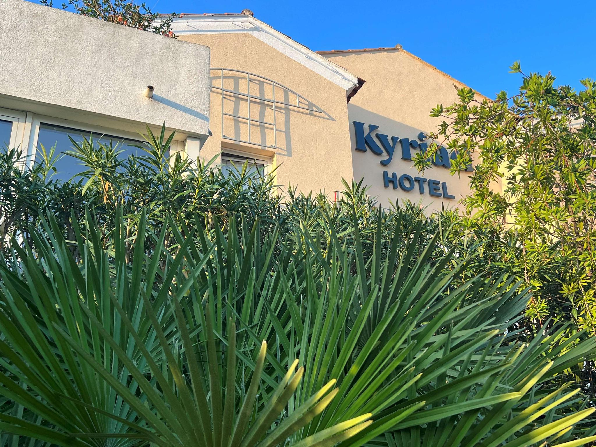 Ngoại cảnh khách sạn