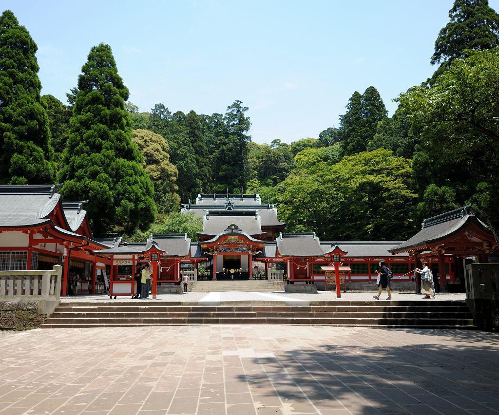 Nơi tham quan gần đây