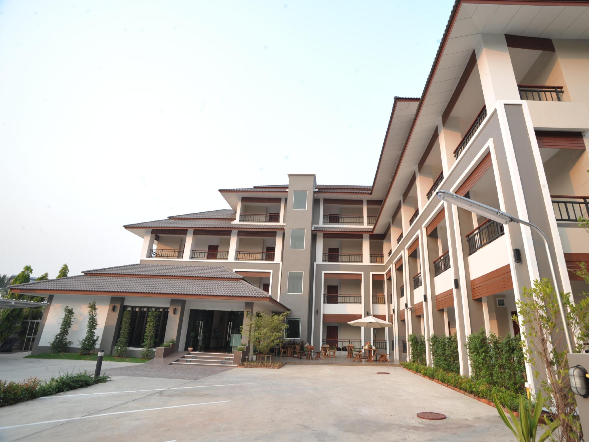 Ngoại cảnh khách sạn