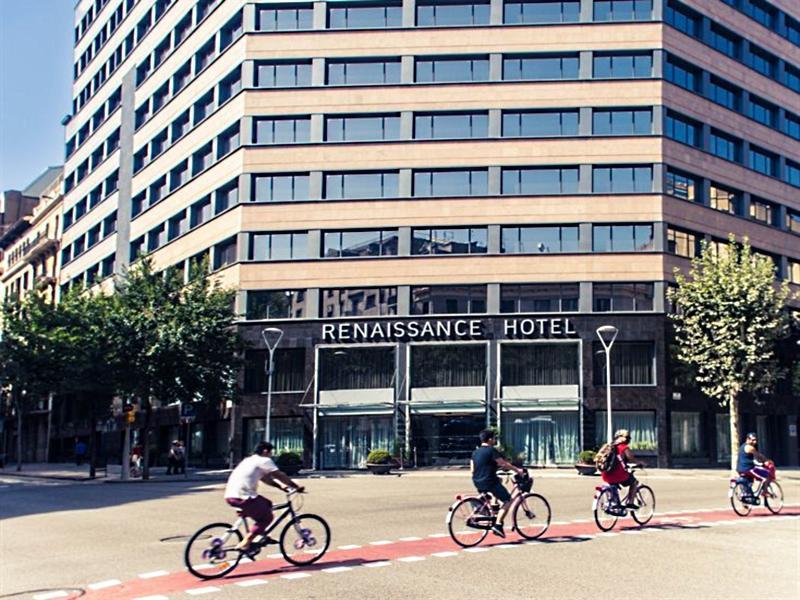 Ngoại cảnh khách sạn