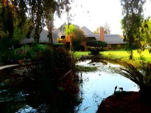 Ngoại cảnh khách sạn