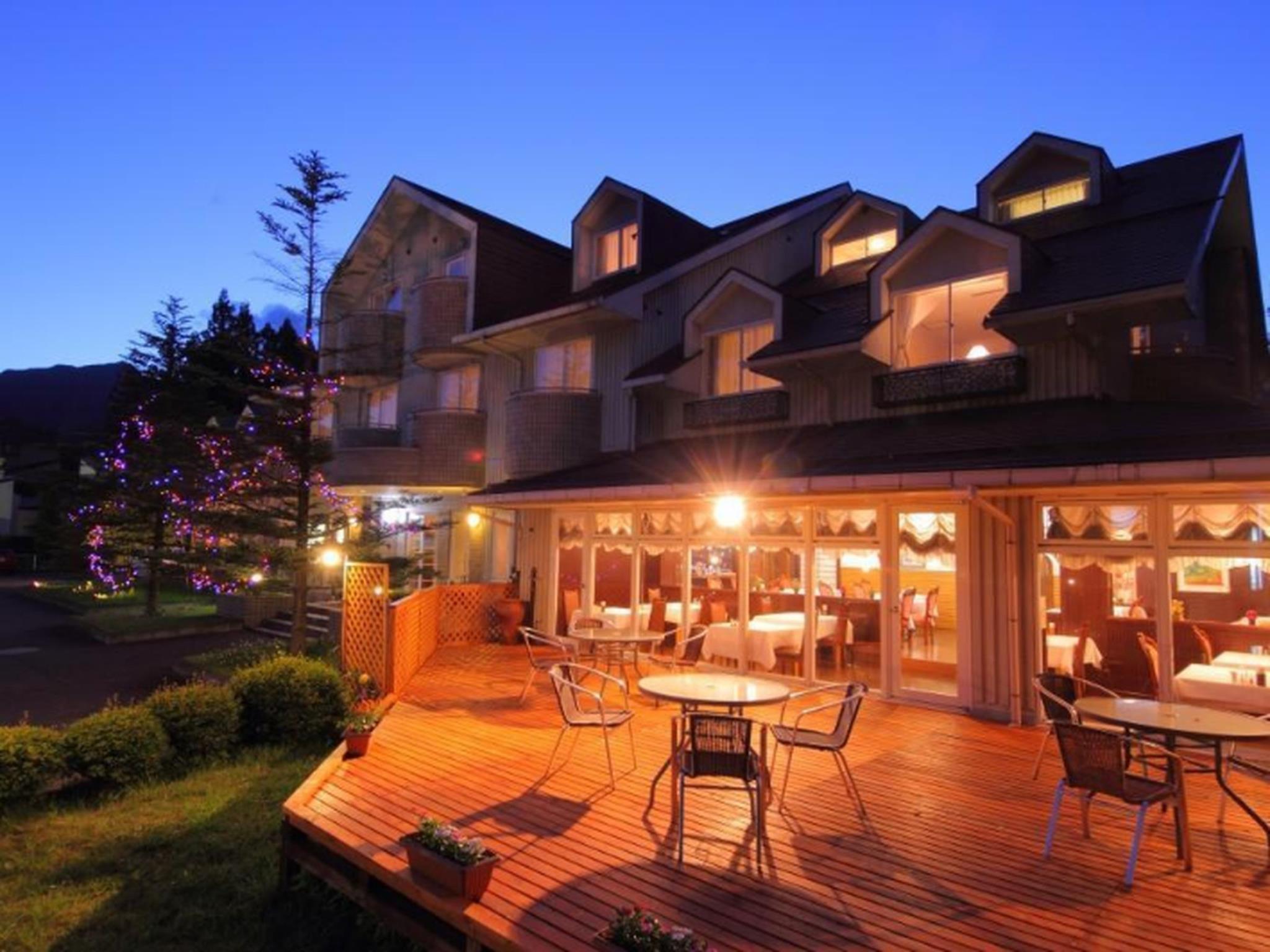 Ngoại cảnh khách sạn