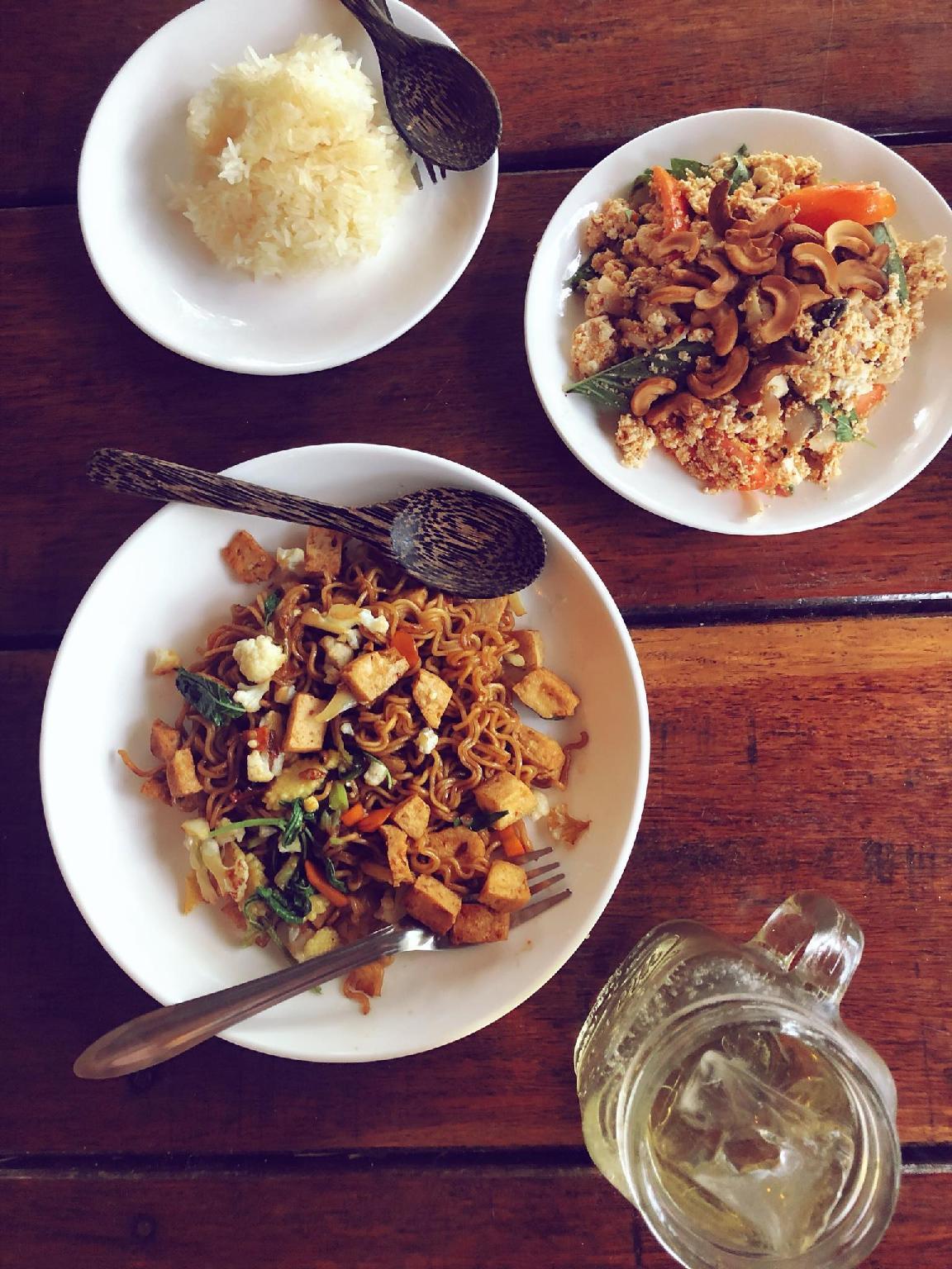 Đồ ăn và thức uống