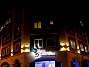 Ngoại cảnh khách sạn