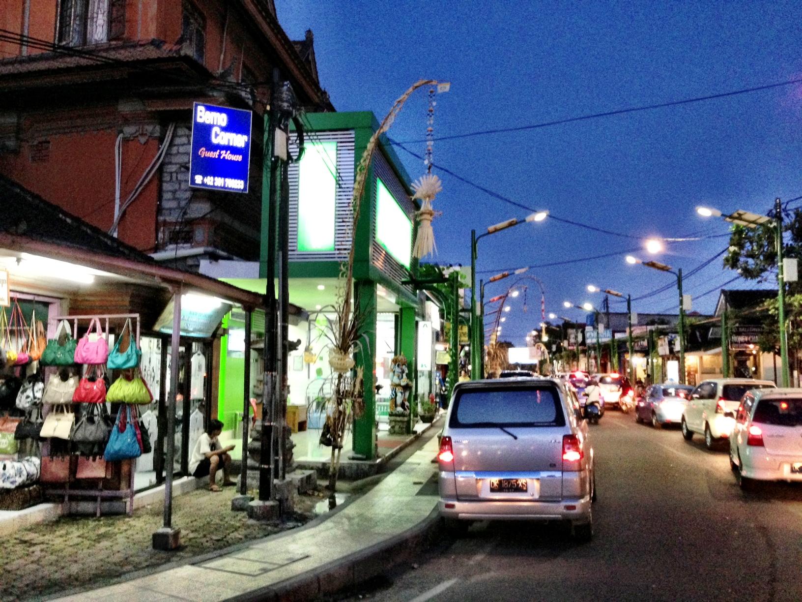 Ngoại cảnh khách sạn