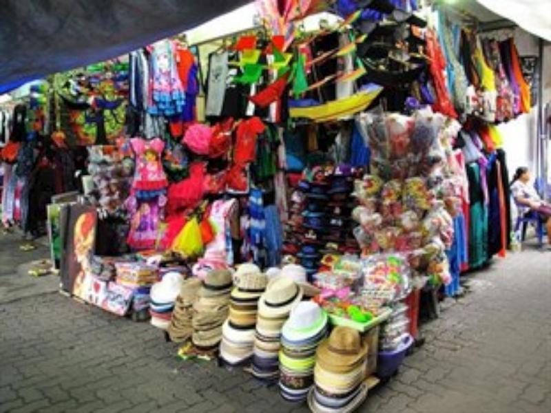 Nơi tham quan gần đây