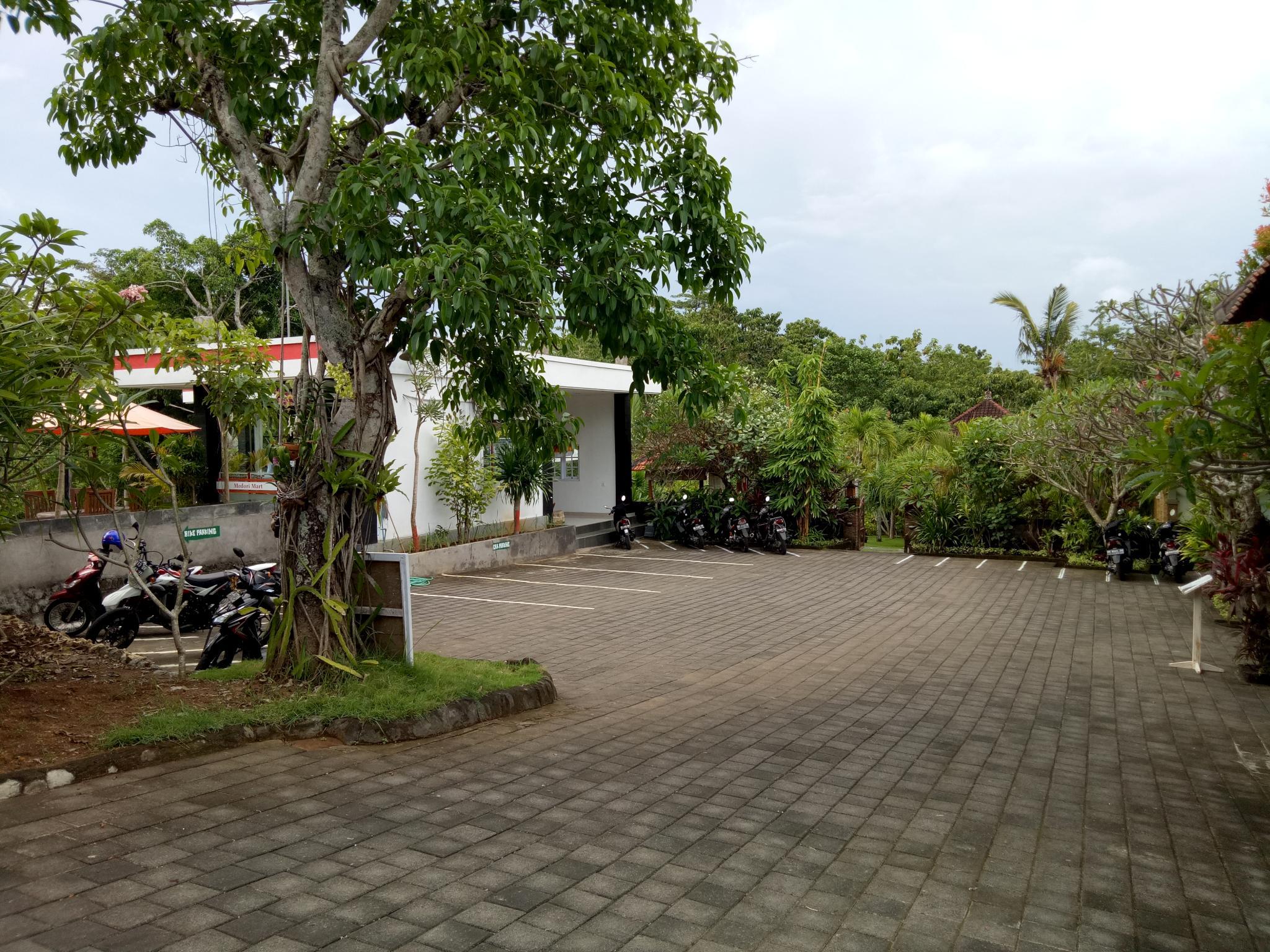 Ngoại cảnh khách sạn