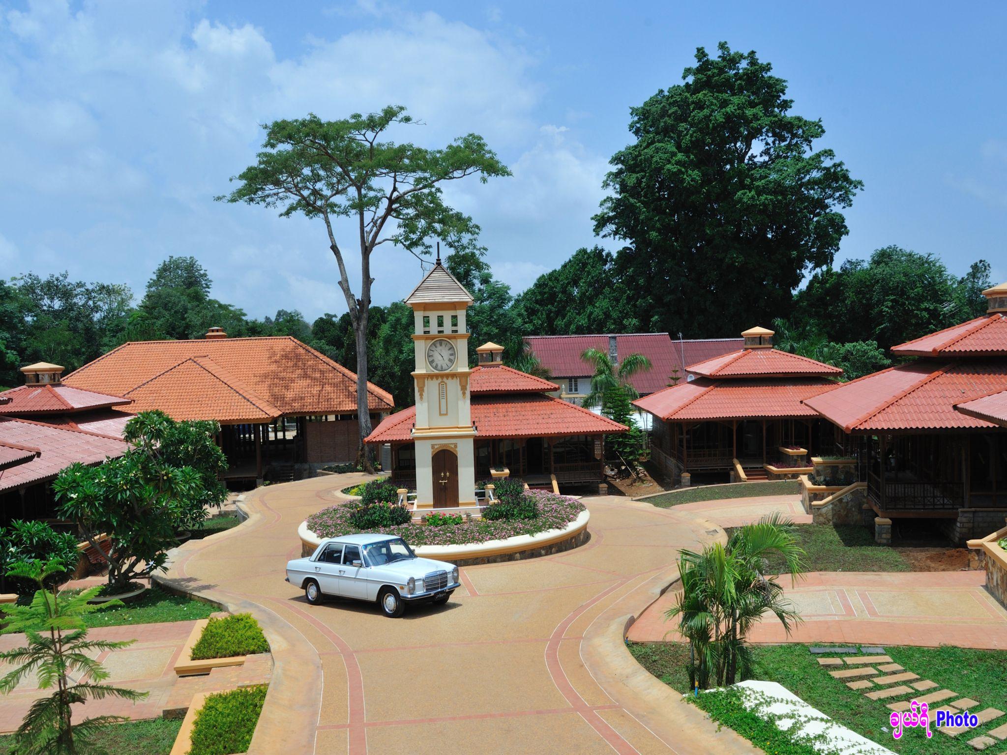 Ngoại cảnh khách sạn