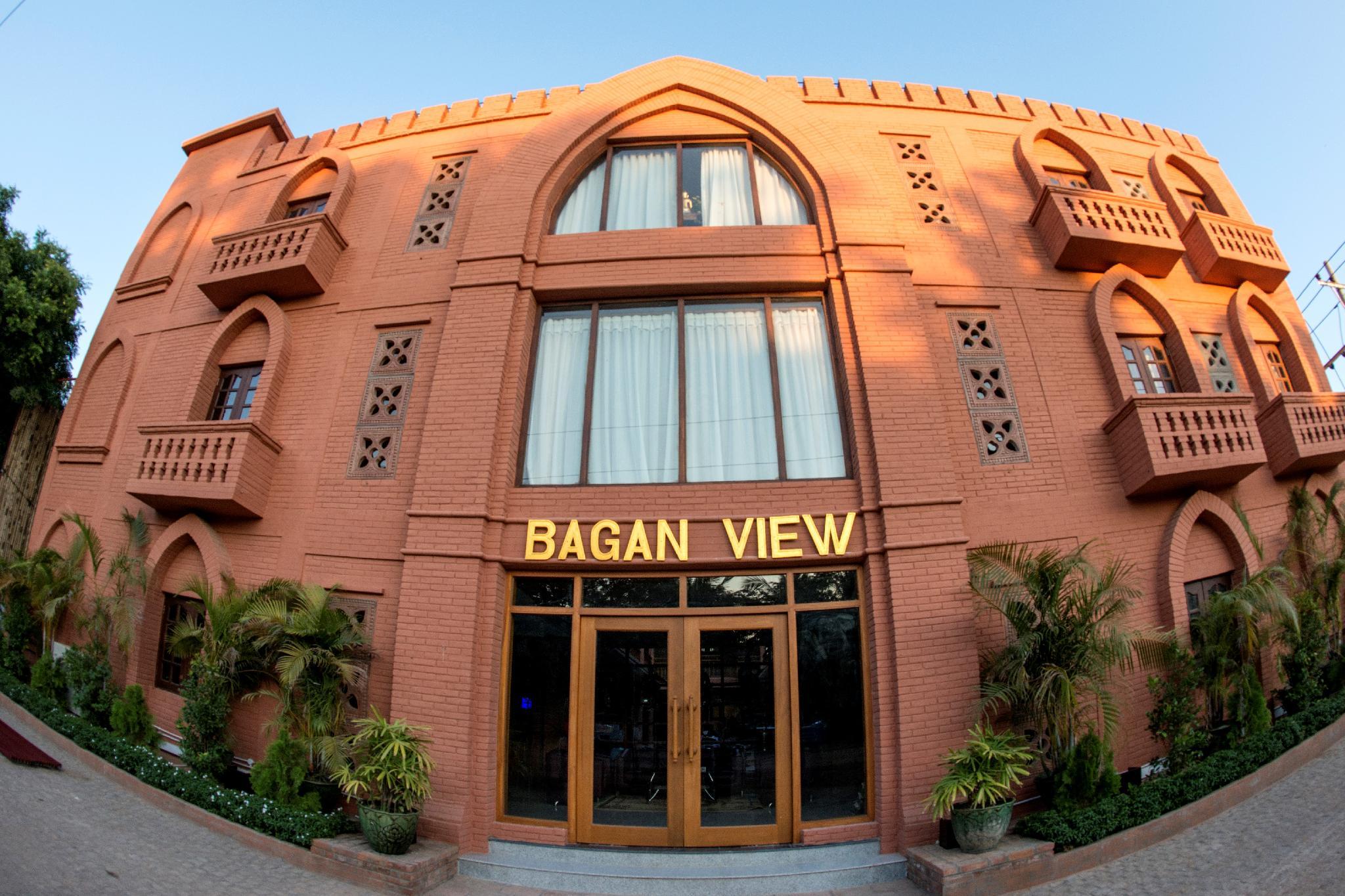 Ngoại cảnh khách sạn