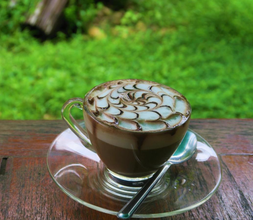 Đồ ăn và thức uống