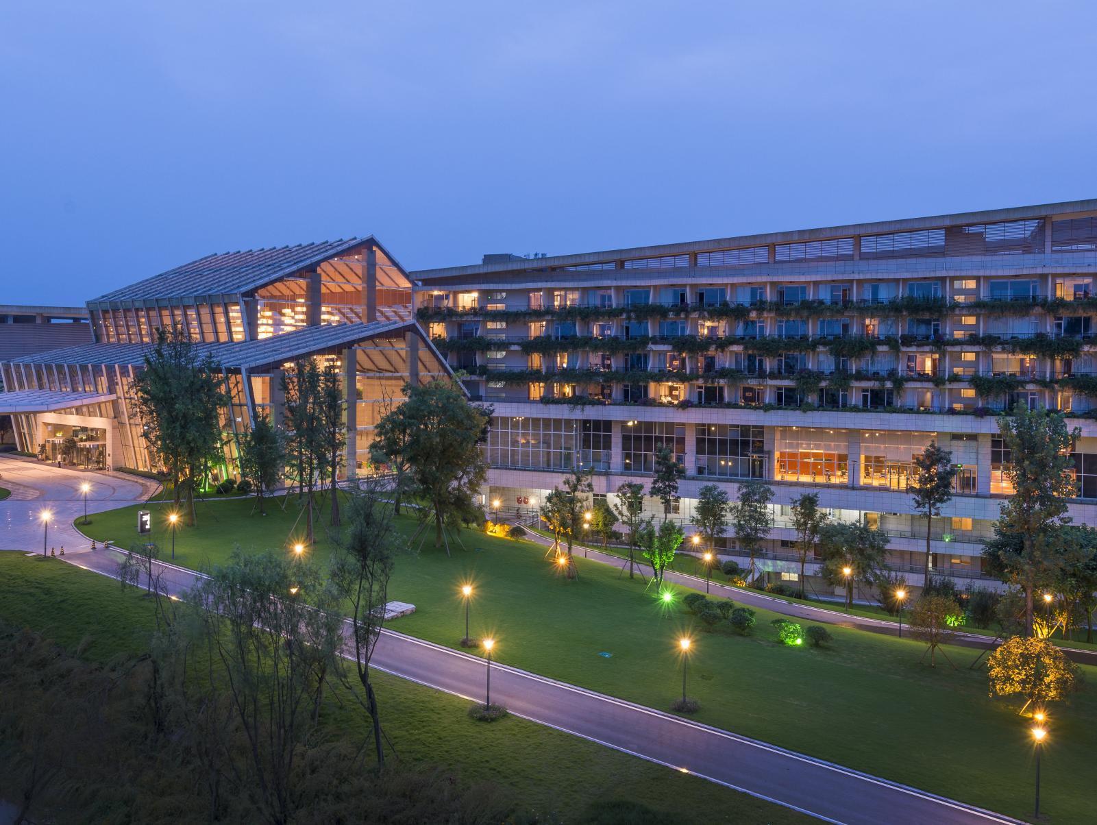 Ngoại cảnh khách sạn