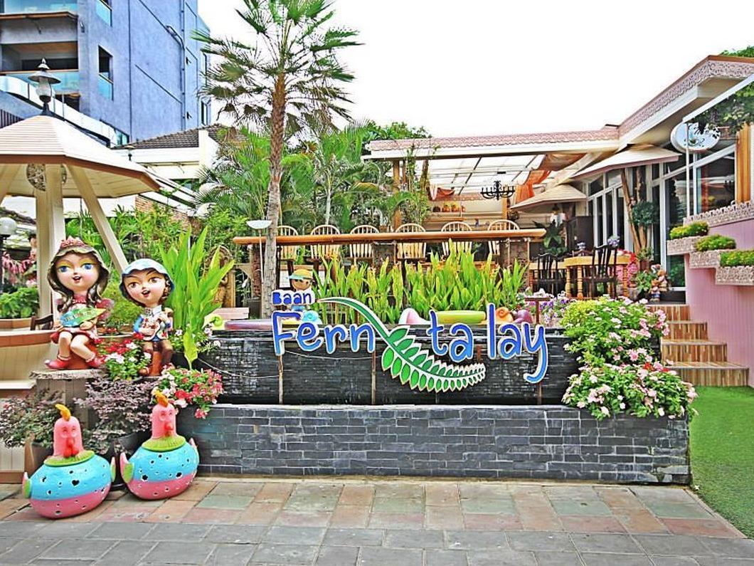 Ngoại cảnh khách sạn