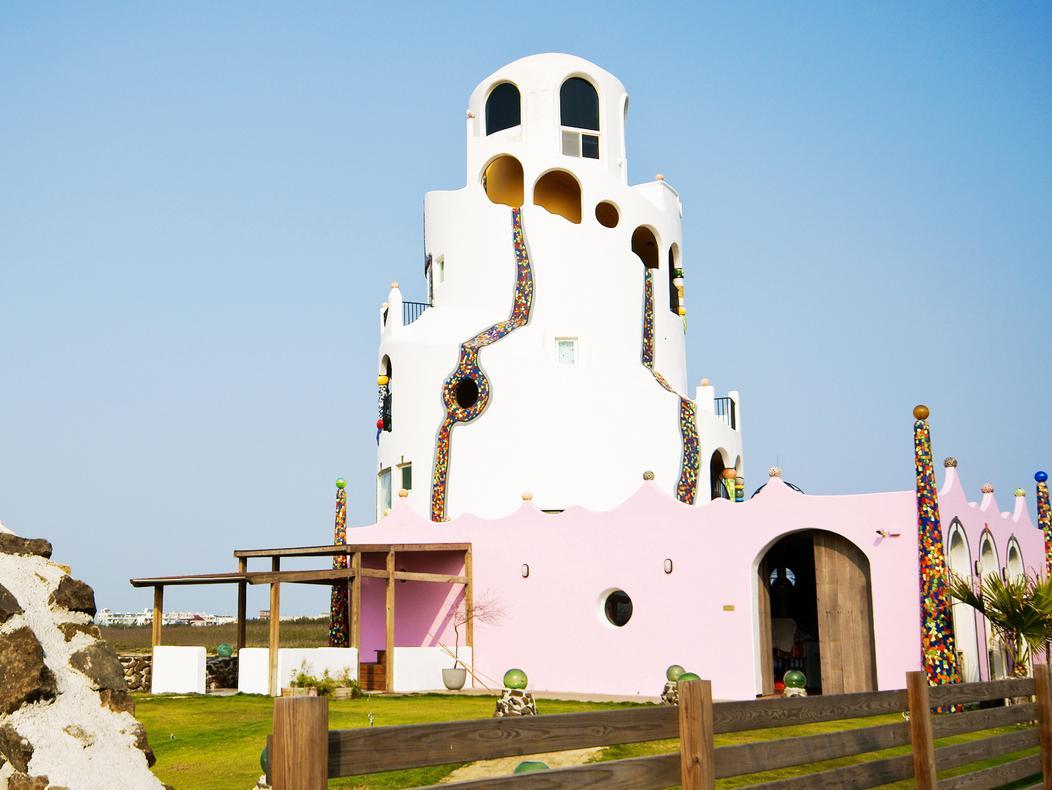 Ngoại cảnh khách sạn