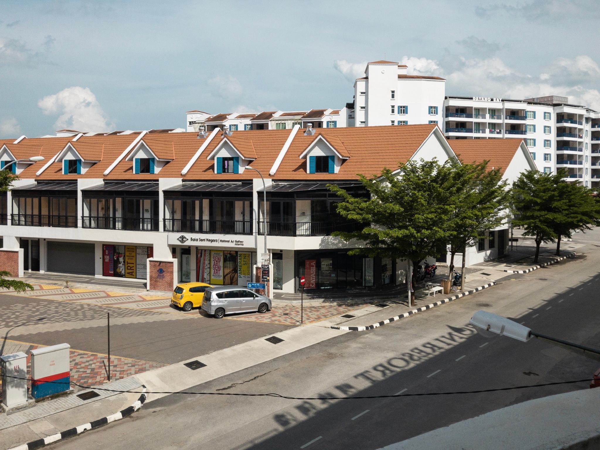 Khu vực xung quanh