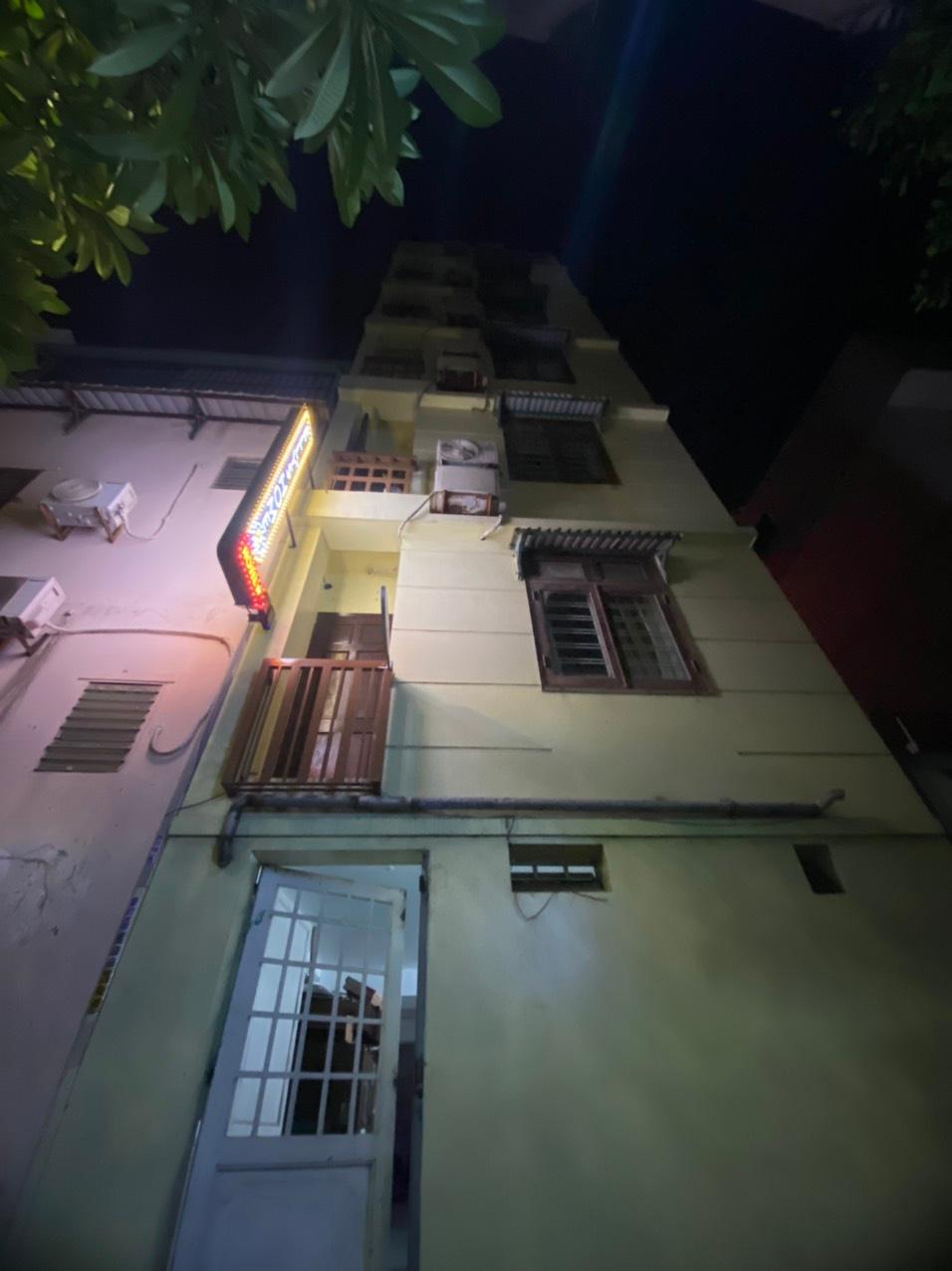 Ngoại cảnh khách sạn