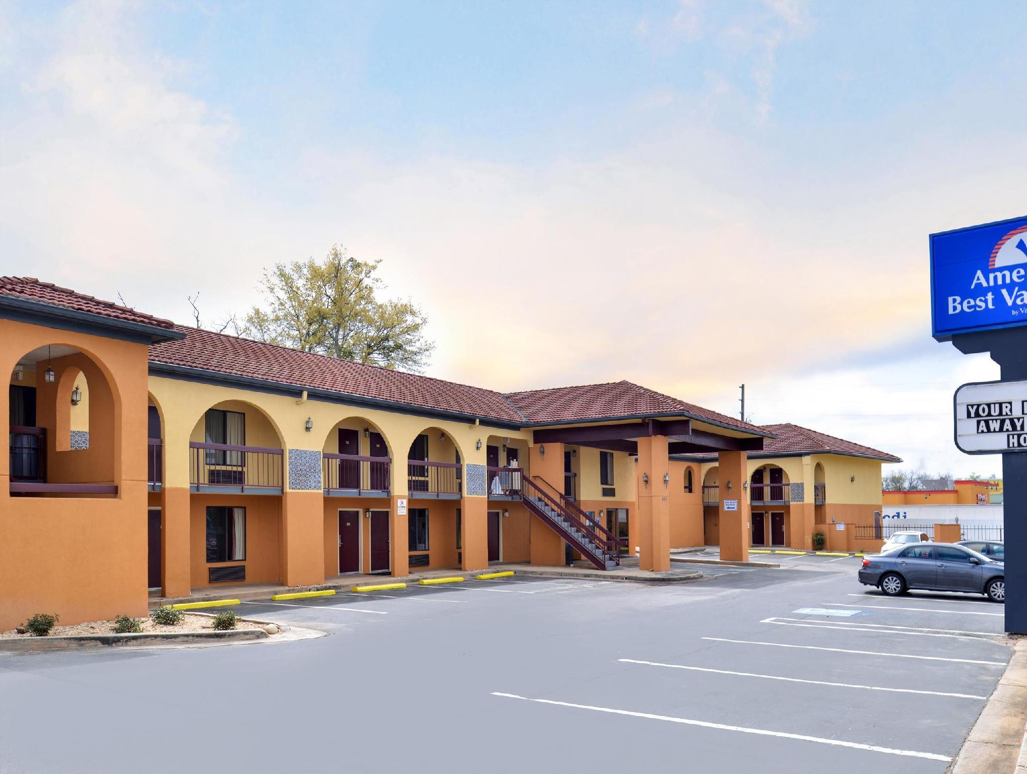 Ngoại cảnh khách sạn