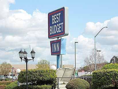 Ngoại cảnh khách sạn