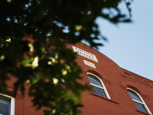 Ngoại cảnh khách sạn