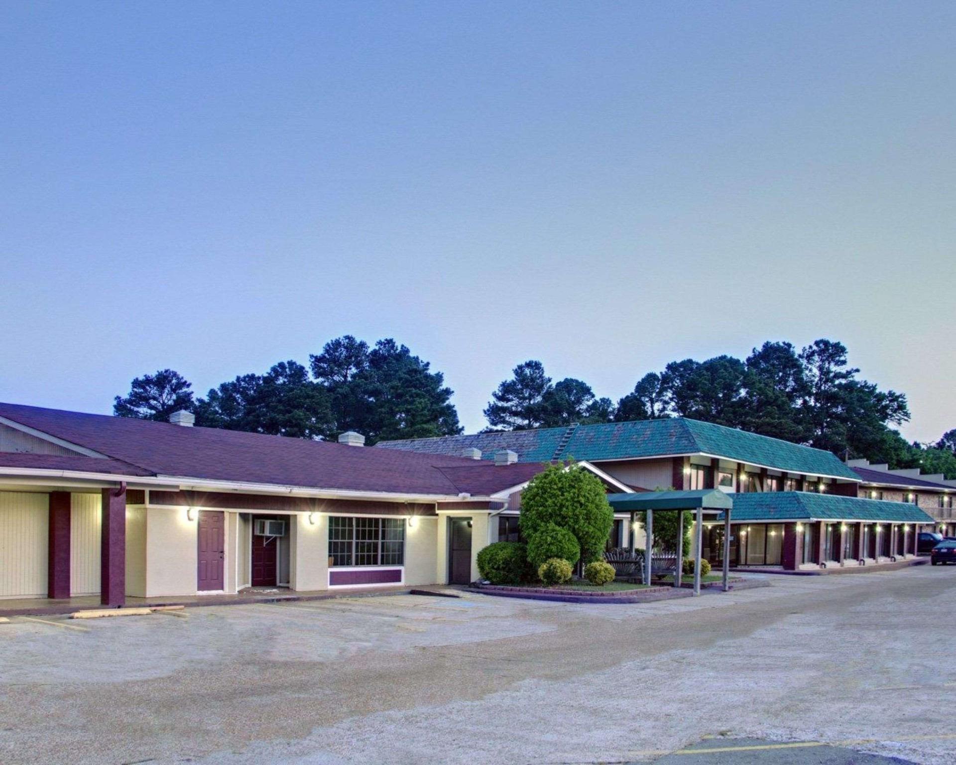 Ngoại cảnh khách sạn