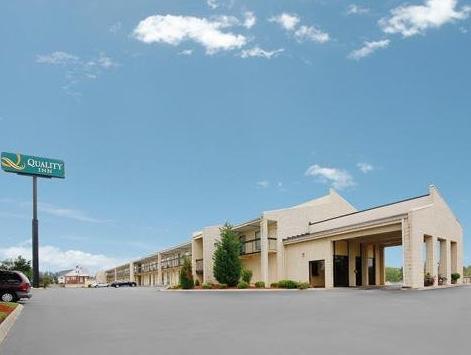 Ngoại cảnh khách sạn