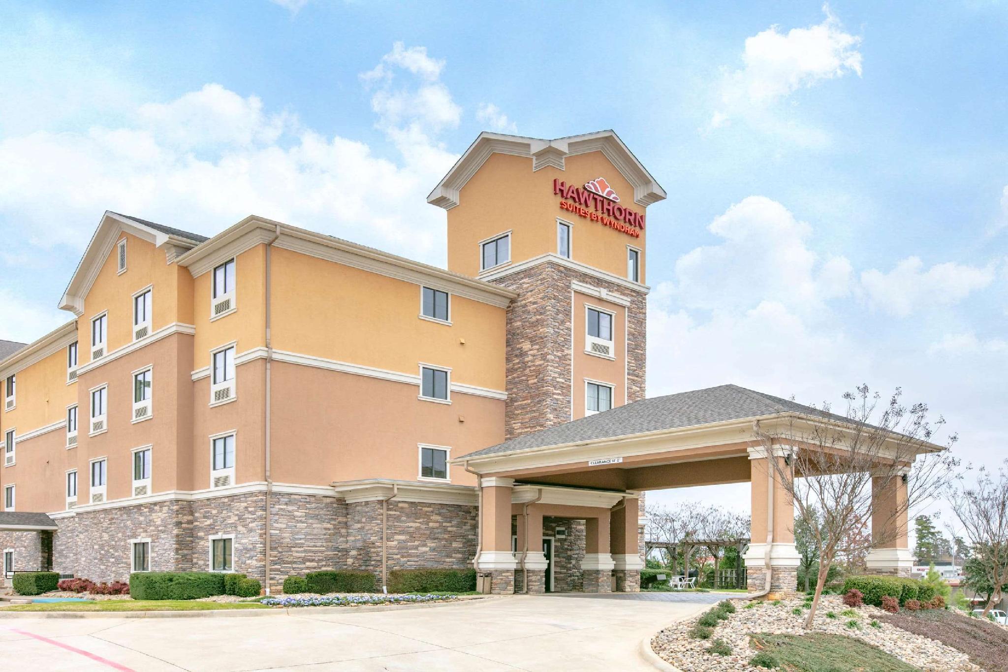 Ngoại cảnh khách sạn