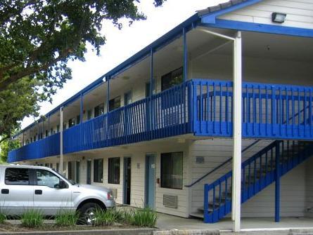 Ngoại cảnh khách sạn