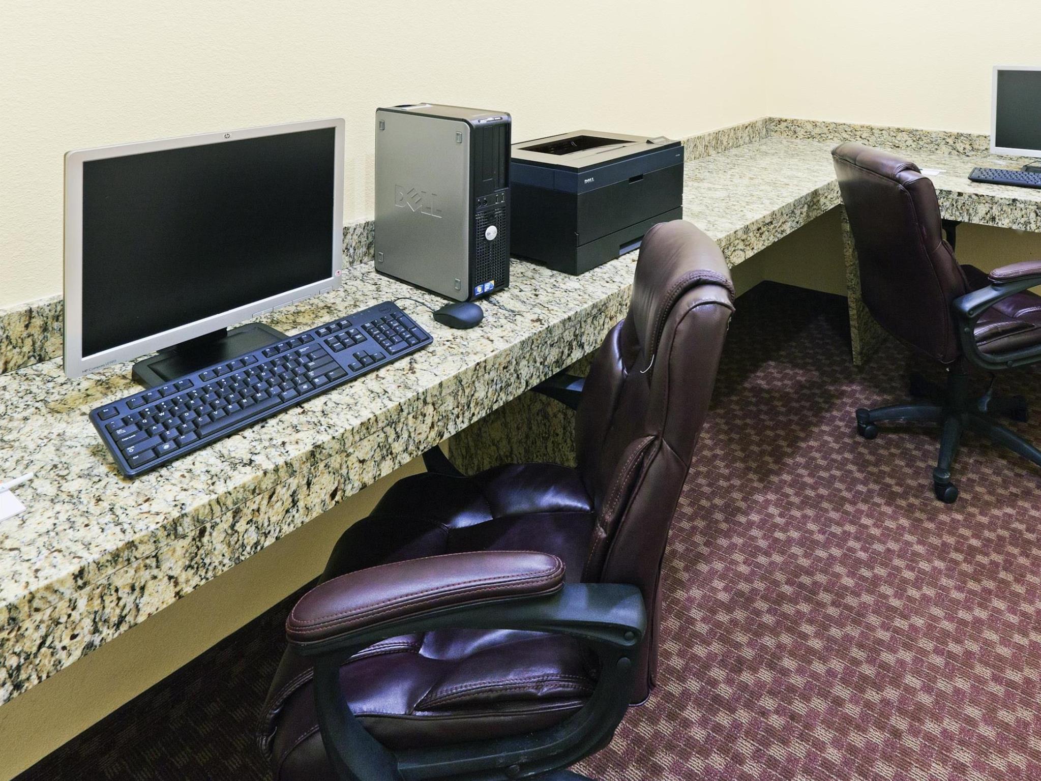 Trung tâm hội nghị